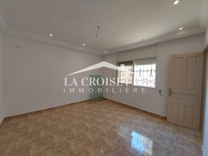 Appartement S+3 avec jardin à Gammarth